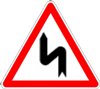 panneau danger succession de virages dont le premier est à gauche